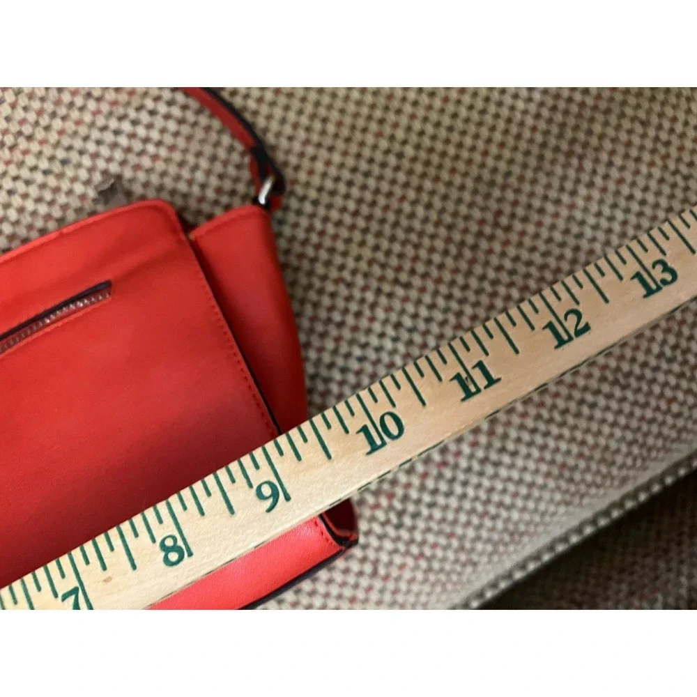 BCBG BCBGeneration Cinnabar Milena Crossbody Small Purse Bag Red MSRP $98 9x6.5